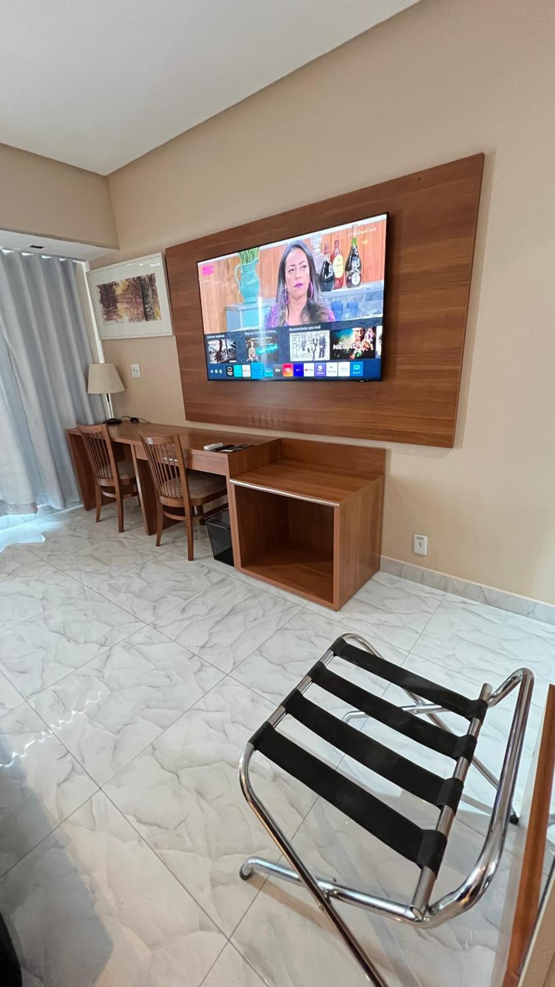 Flat No Condominio Do Edificio Tropical Executive E Residence Com Vista Para O Rio Nin Ngoại thất bức ảnh