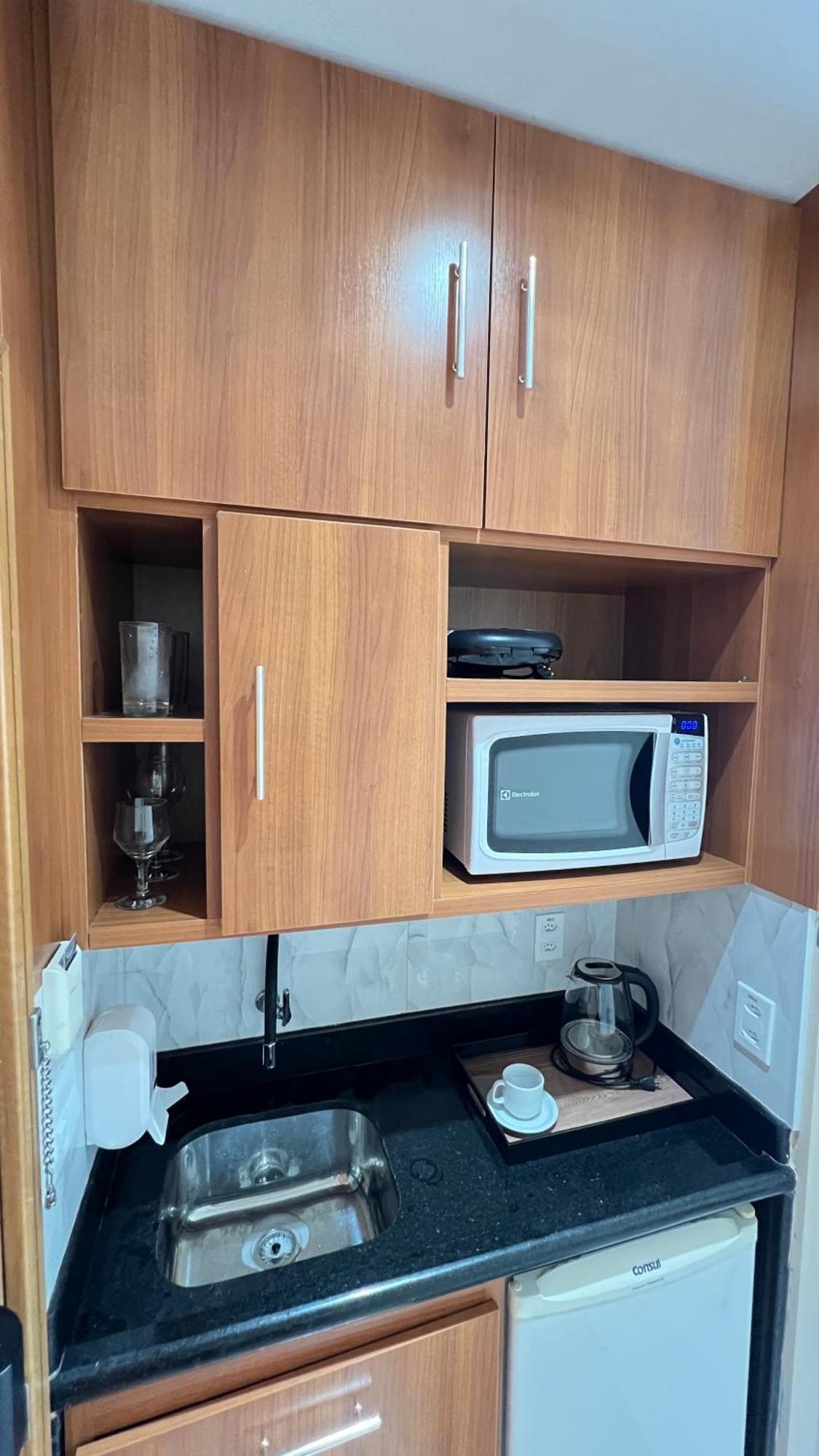 Flat No Condominio Do Edificio Tropical Executive E Residence Com Vista Para O Rio Nin Ngoại thất bức ảnh