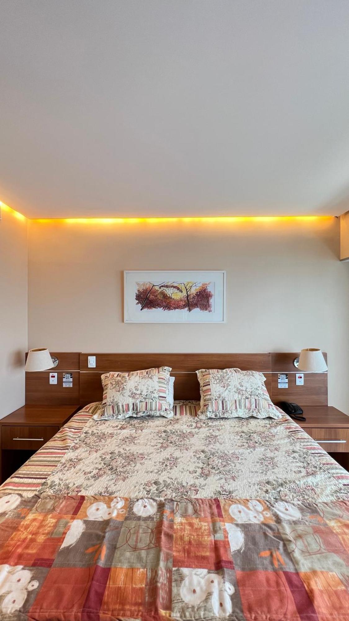 Flat No Condominio Do Edificio Tropical Executive E Residence Com Vista Para O Rio Nin Ngoại thất bức ảnh