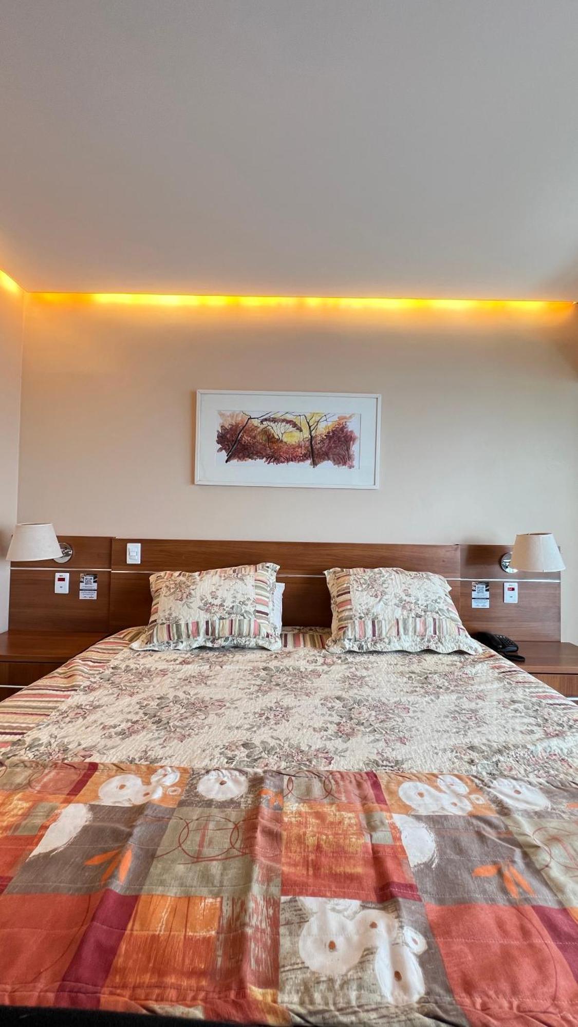 Flat No Condominio Do Edificio Tropical Executive E Residence Com Vista Para O Rio Nin Ngoại thất bức ảnh